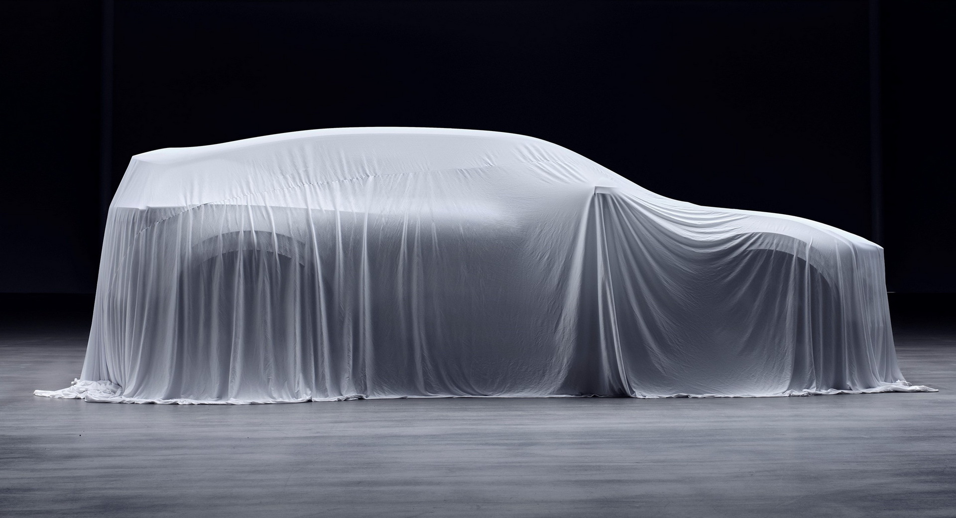 Polestar has confirmed that the new 3 electric SUVs will debut in October