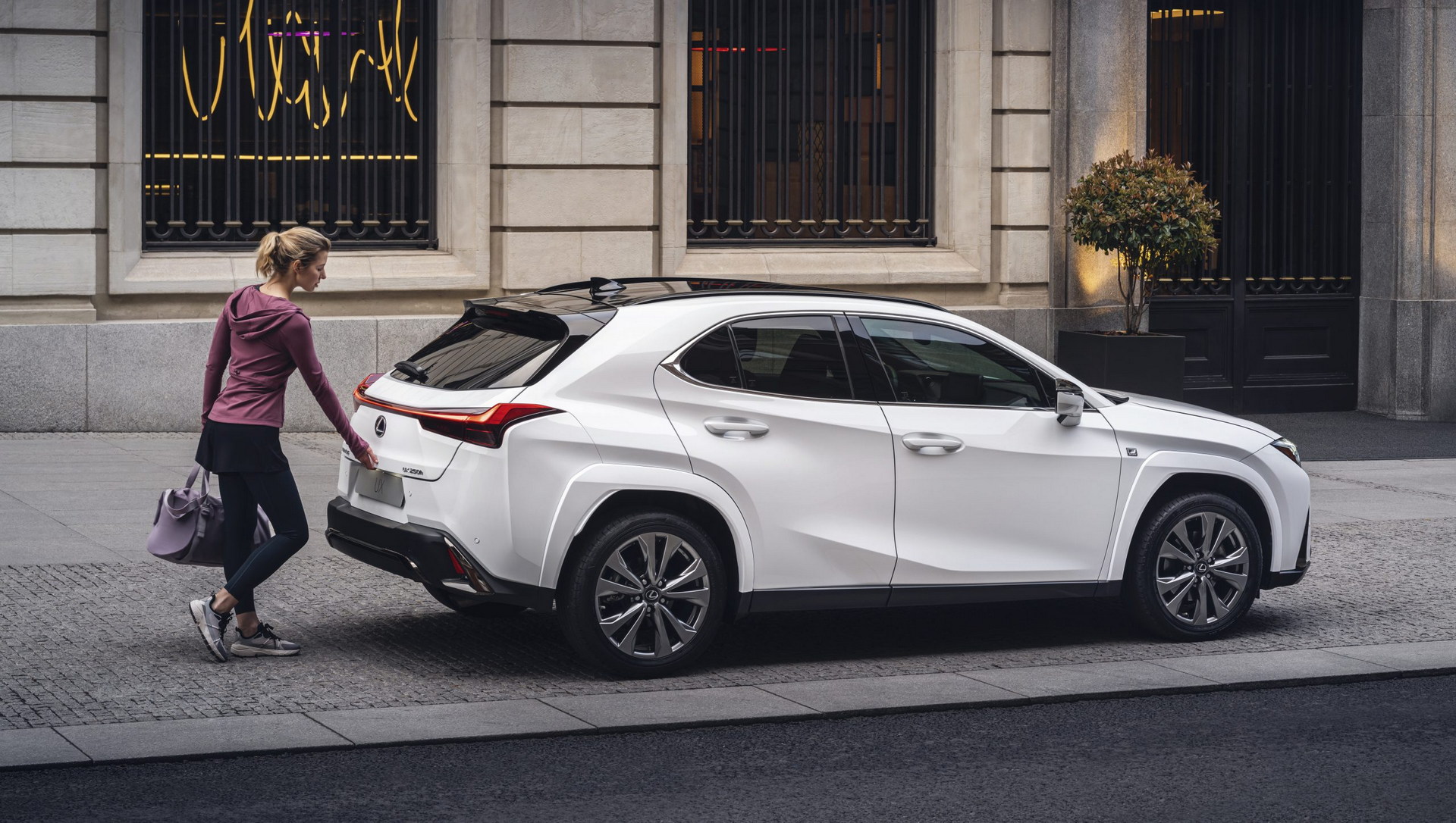 Lexus sales in Europe have fallen due to the Russia-Ukraine conflict