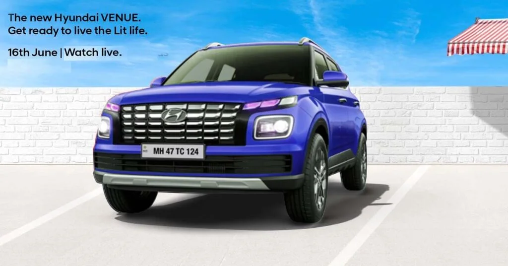 2022 hyundai venue facelift-blue-front-three-quarter live broadcast